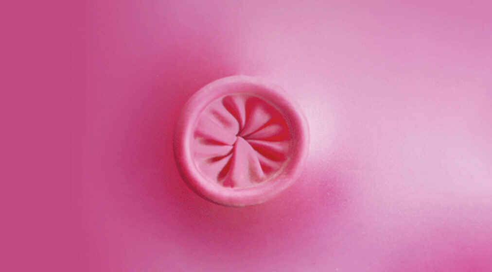 pink balloon knot